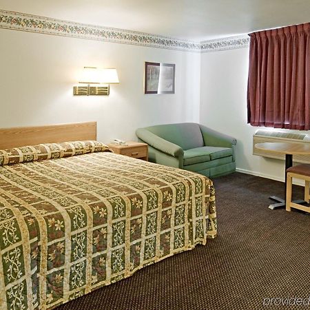 Americas Best Value Inn Mckinney Room photo