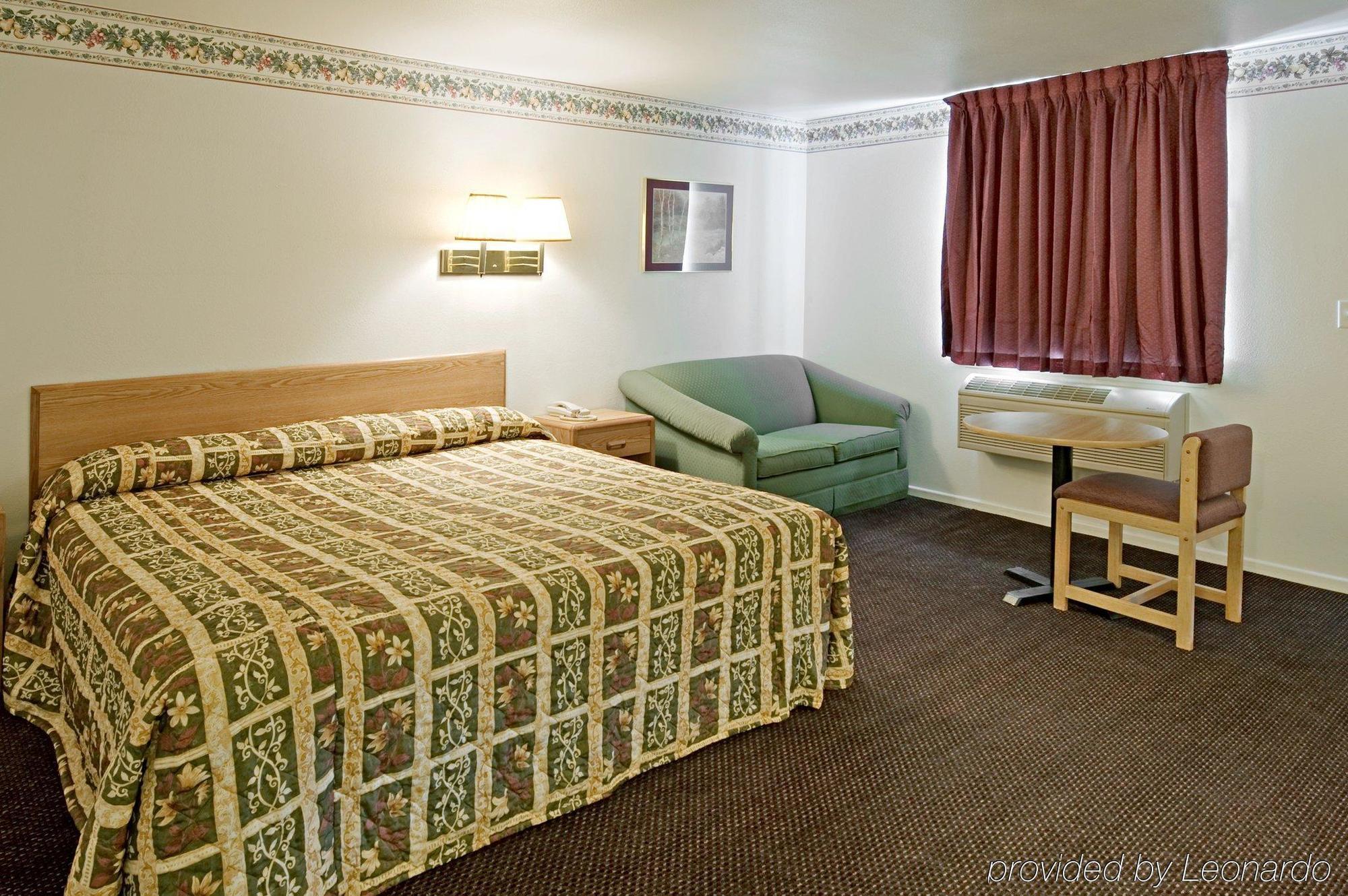 Americas Best Value Inn Mckinney Room photo