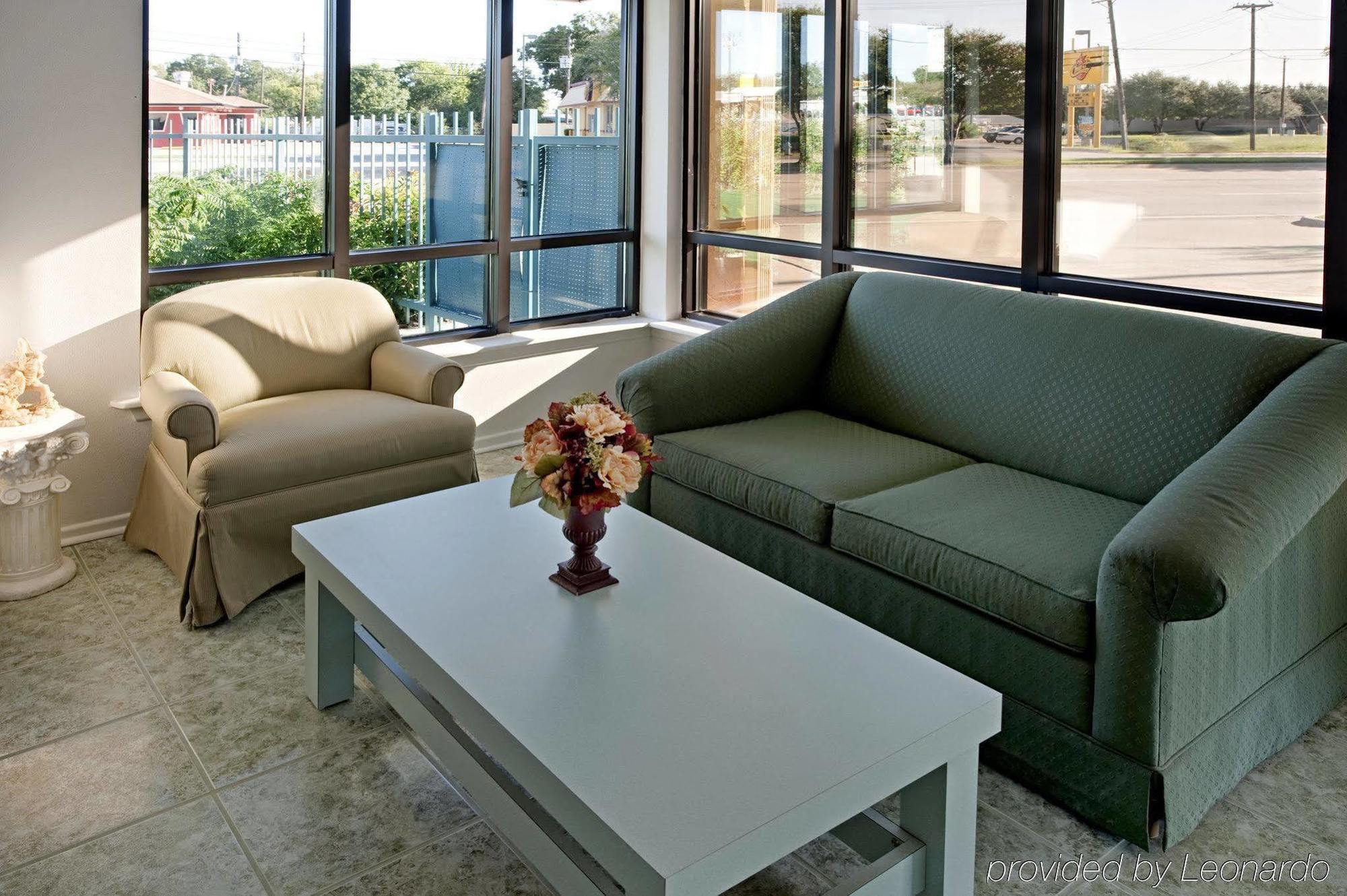 Americas Best Value Inn Mckinney Interior photo